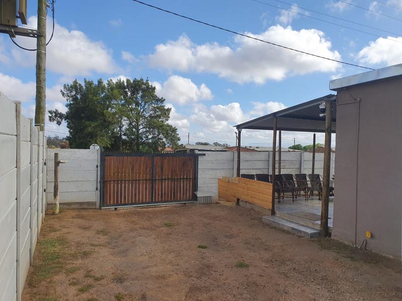 1 Bedroom Property for Sale in Theronville Western Cape